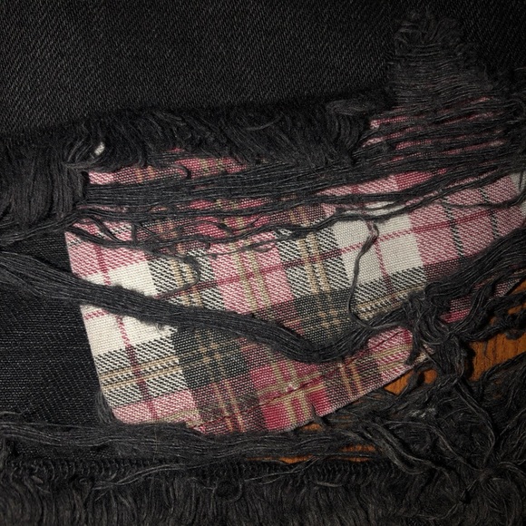 Zara Distressed Patch Black Denim Jean Shorts 2 - Picture 8 of 10